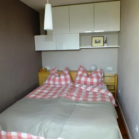 Hotel apartamentowy Michi Seeblick Direkt Am Ossiacher See Haus Erzherzog Johann Bodensdorf
